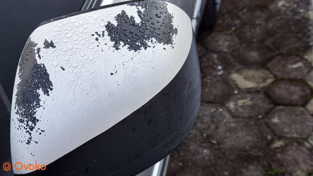 rayure plastique voiture