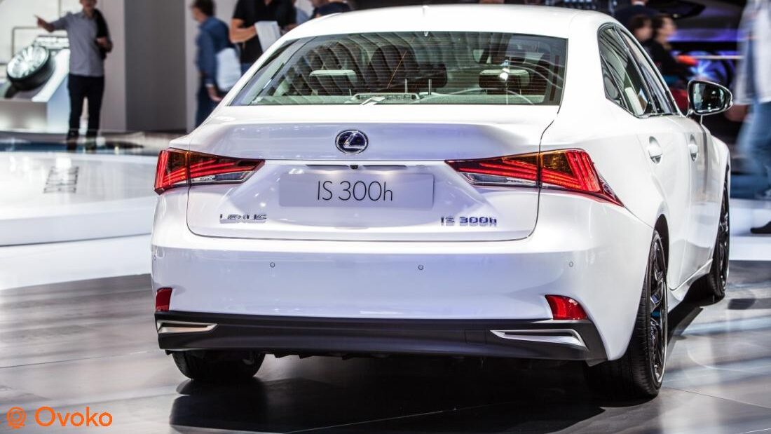lexus is 300h probleme​